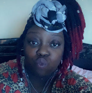 Meet your Posher, Janet